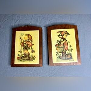 Hummel Boy & Girl Wall Plaques with Hoop Hanger *missing one hanger*